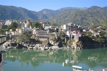 lakshman_jhula_2_small.jpg